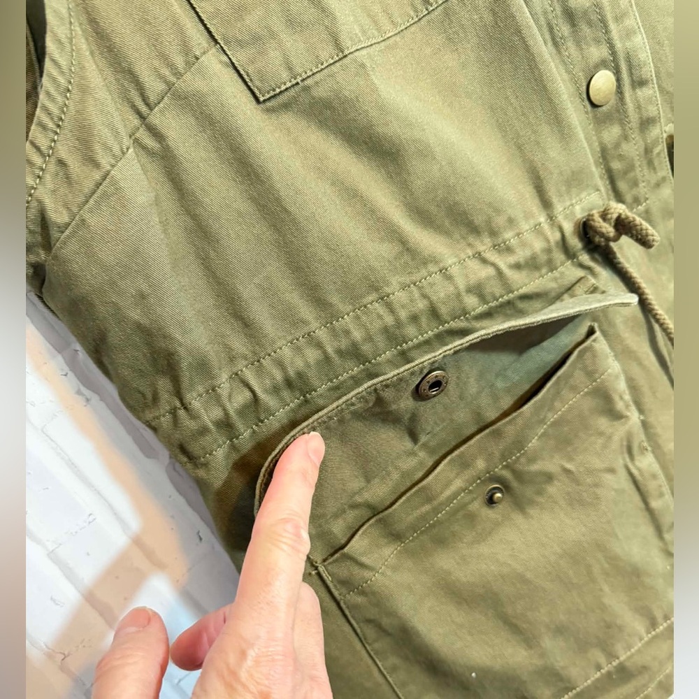 PER SE Utility Vest - Picture 4 of 7